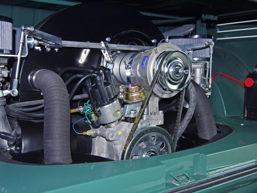  Volkswagen T1 Deluxe Bus 1963 года  (фото 10 из 26)